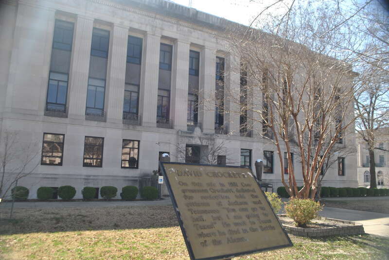 Madison County Courthouse, Public Sq. Jackson