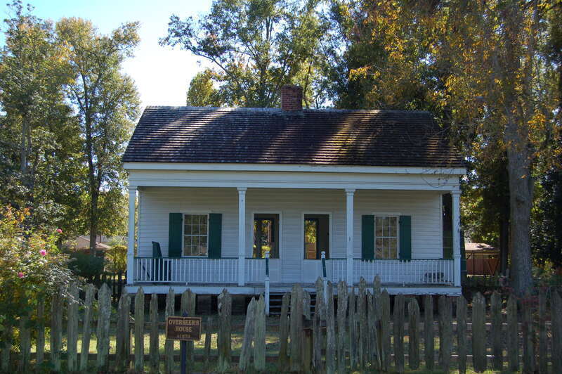 Magnolia Mound Plantation Dependency