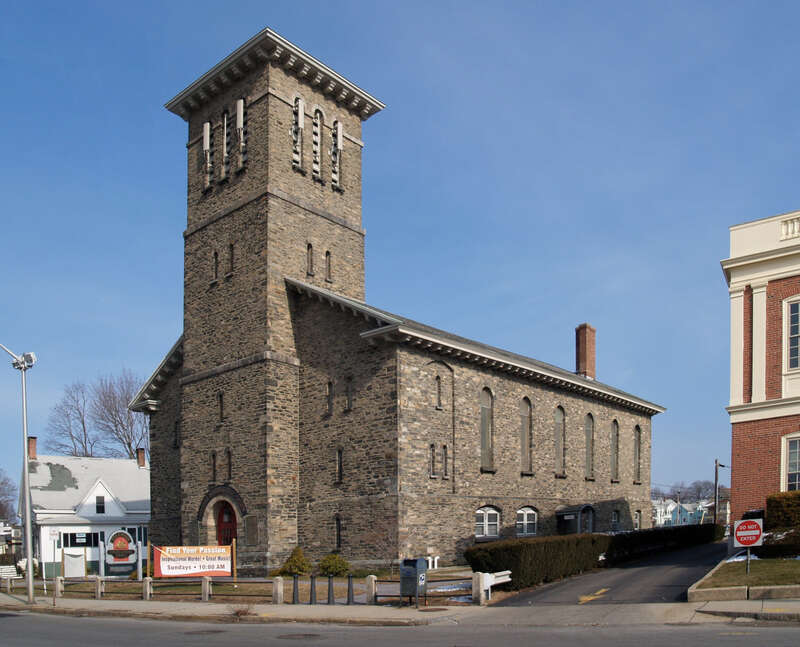 Pilgrim Congregational Church, Taunton, Massachusetts