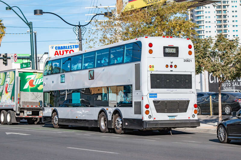 RTC (Las Vegas, NV) DEUCE | ADL Enviro500 | S Main St. @ W Charleston Blvd
