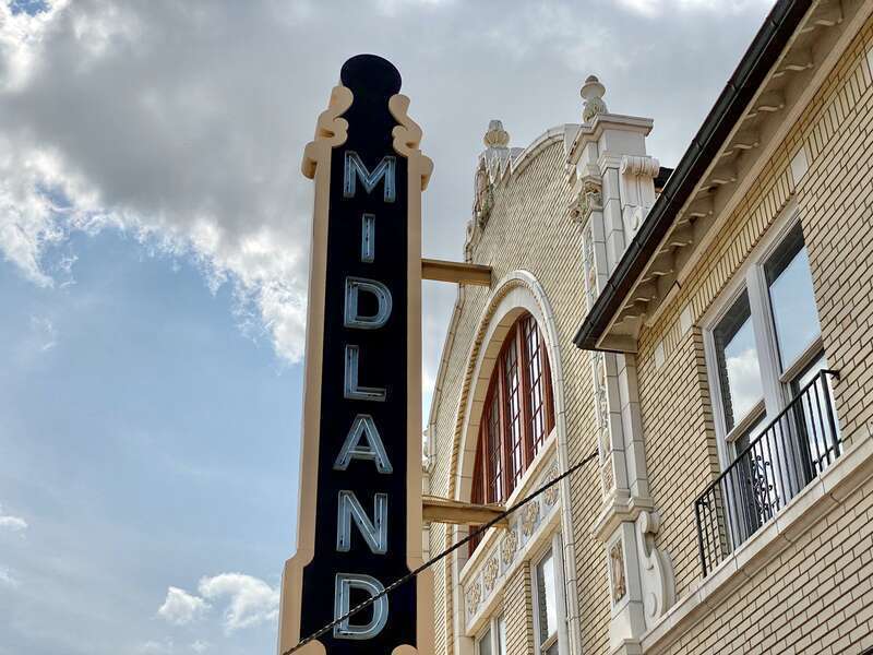 Built in 1928, this Mediterranean Revival-style theater served as a movie theater for half a century, closing in 1978.  The theater mostly sat vacant until 1992, when it was purchased by Dave Longaberger and The Longaberger Company and subsequently
