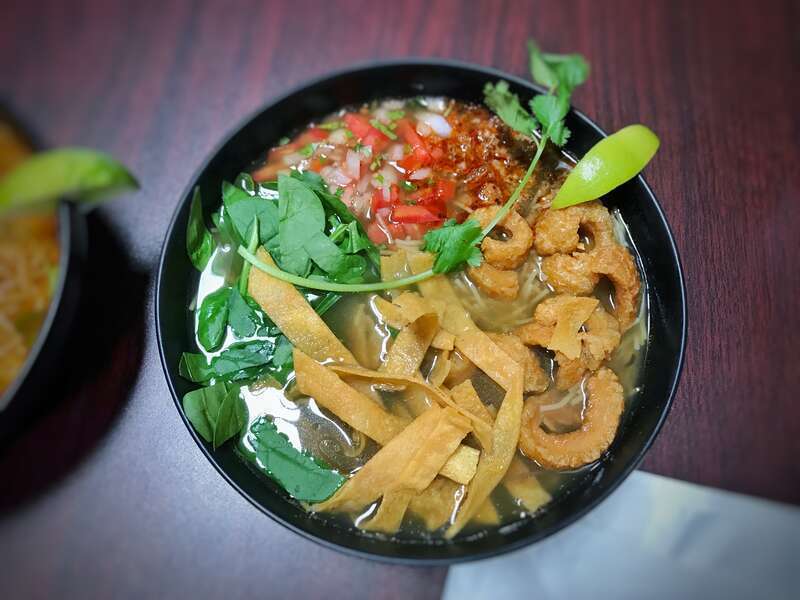 Colonia Publica, Whittier, CA