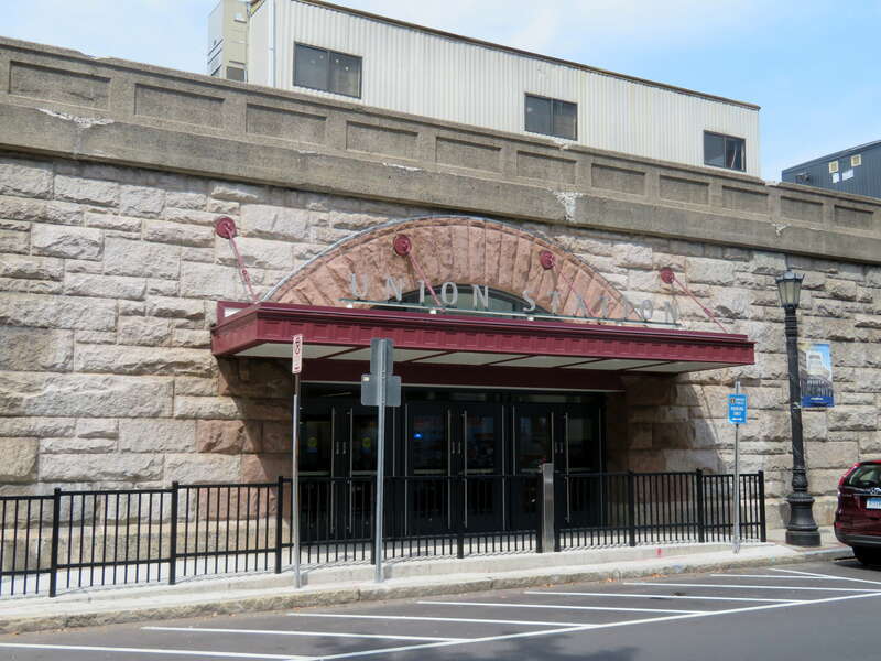 South entrance to Springfield Union Station in August 2018