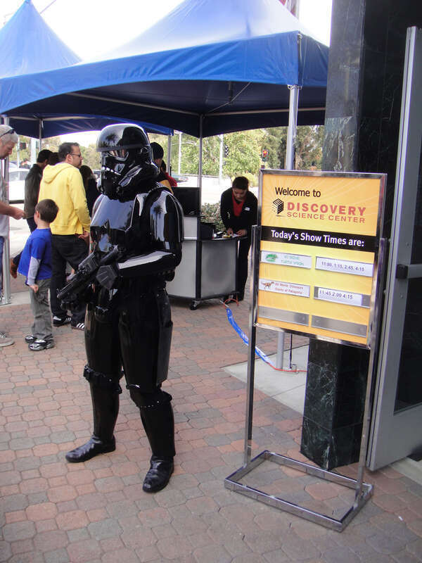 photo 2012 Pop Culture Geek
taken by Doug Kline

If you're interested in higher resolution versions of my images, contact me via my profile page.