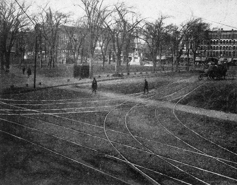 Streetcar tracks at Salem Square in Worcester in 1902. The tracks around Worcester Common were doubled-tracked around 1900.