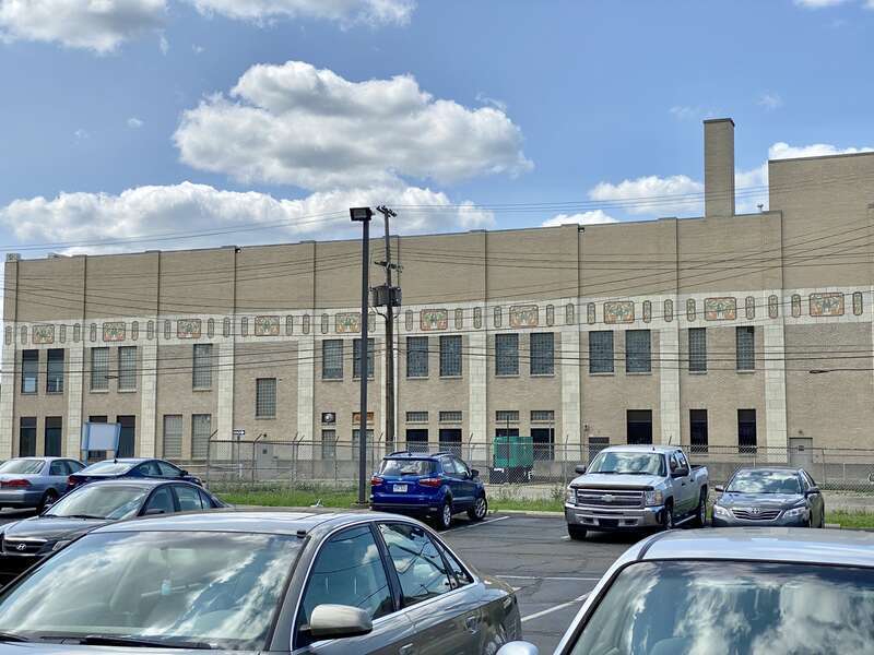 Built in 1929, this Art Deco-style building was built to serve as the main telephone exchange for the city of Newark, and was built for the Newark Telephone Company, an independent telephone operator founded in 1894.  The building features a tan