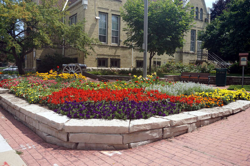 A flower bed at the West Allis Historical Society Museum in West Allis, Wisconsin (United States).