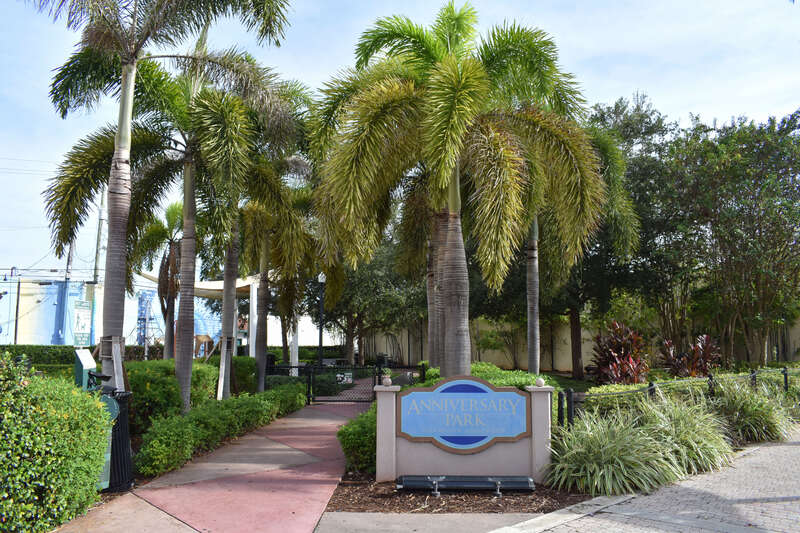 Anniversary Park is a contributing resource in the Hollywood Boulevard Historic Business District.