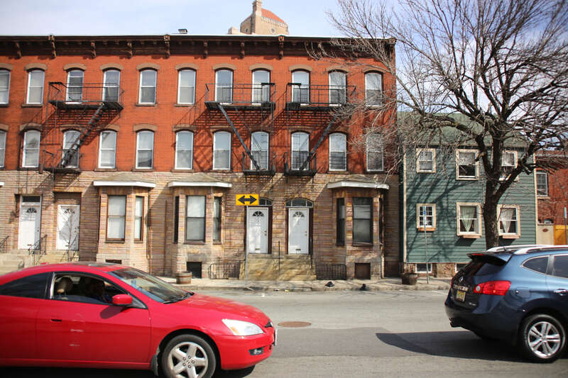 Apartments in Newark