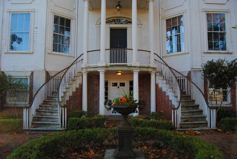 Gertrude Herbert Art Institute