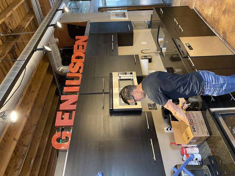 Kitchen and Coffee bar available to GeniusDen members