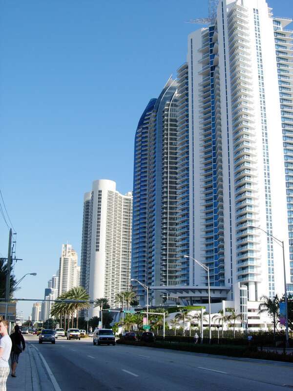 08 new towers in Sunny Isles Beach