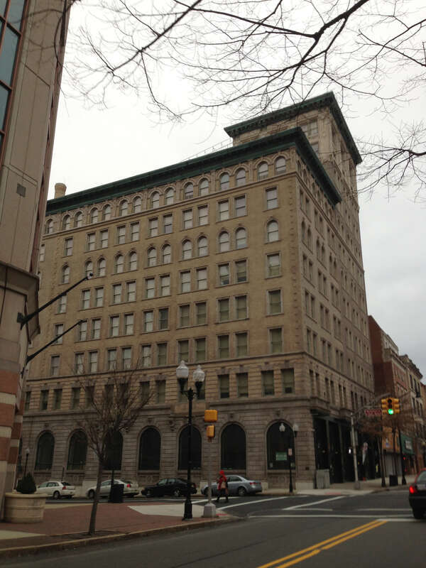 The Broad Street Bank Building at the intersection of East State Street and Montgomery Street in Trenton, New Jersey





This is an image of a place or building that is listed on the National Register of Historic Places in the United States of