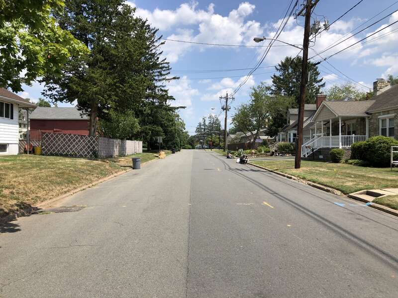 View northeast along Trenton Avenue at Hinckle Avenue in Ewing Township, Mercer County, New Jersey
