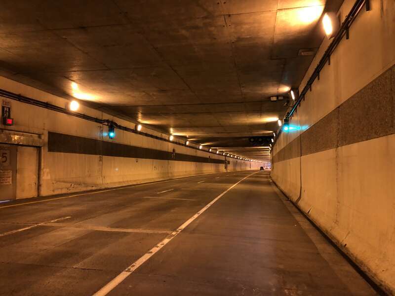 View north along New Jersey State Route 29 (South Trenton Tunnel) in Trenton, Mercer County, New Jersey