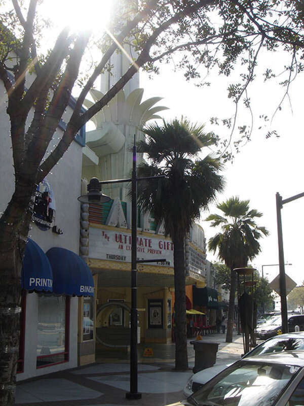 The front from N. Brand Blvd. -The Alex Theatre is a historic landmark located at 216 North Brand Boulevard in Glendale, California of the United States of America. It is currently owned by the City of Glendale and operated by the Alex Regional