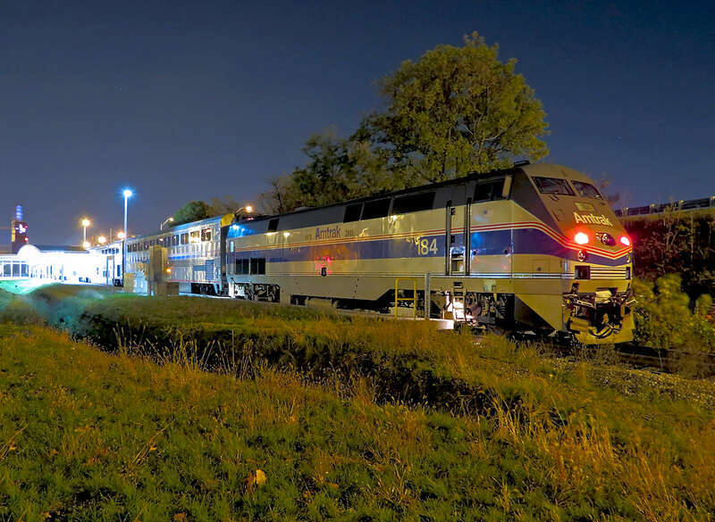 Amtrak P42DC locomotive #184 in Phase IV heritage paint scheme on the Pere Marquette at Grand Rapids station in October 2015