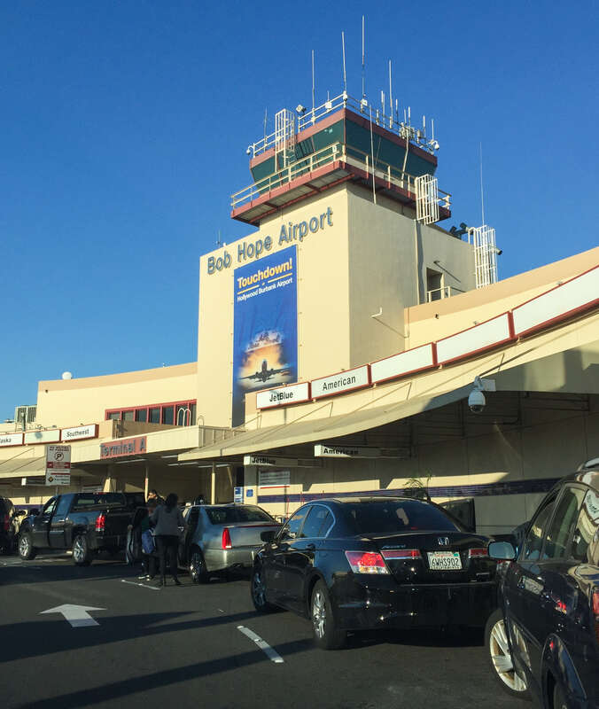 Terminal B and aircraft control tower of Bob Hope Airport.