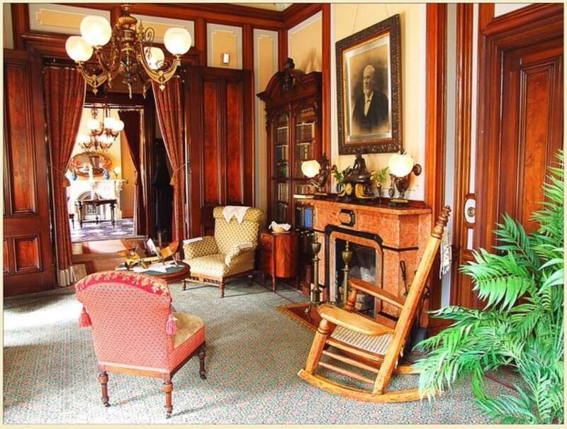 The families private drawing room. A photograph of Judge Davis hangs above the fireplace.