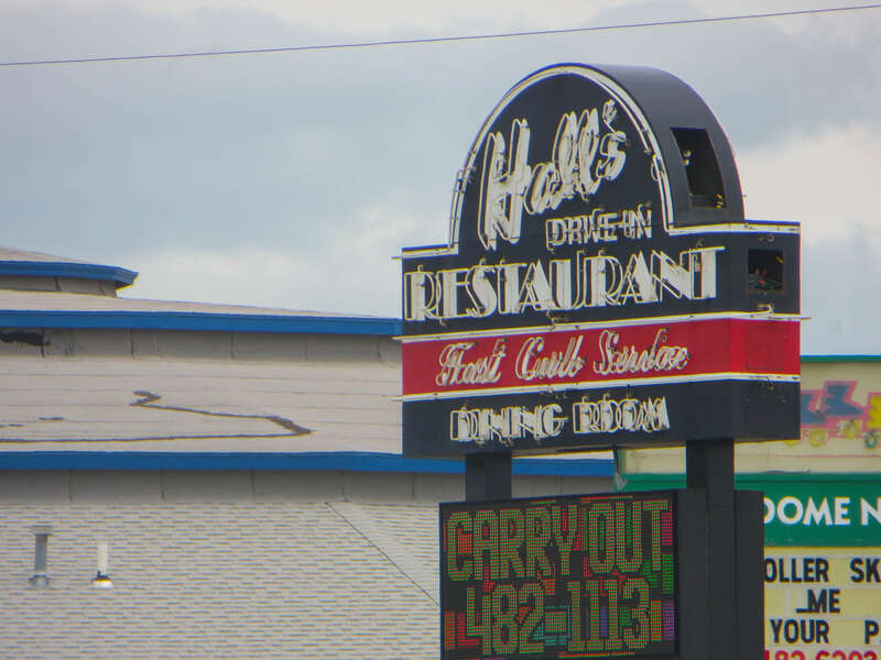 Don Hall's Hollywood Drive-In, Fort Wayne, Indiana
