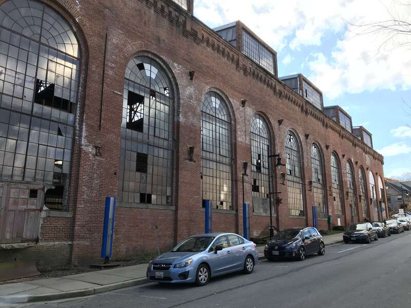 Photograph by Eli Pousson, 2017 November 22.