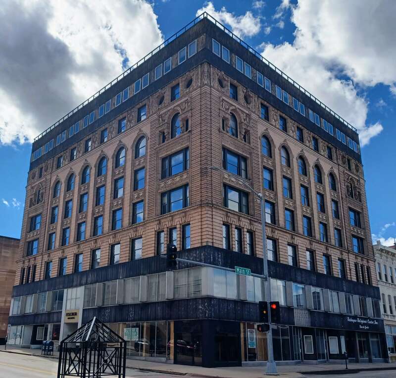 Fischer Building, Dubuque, IA, SE corner