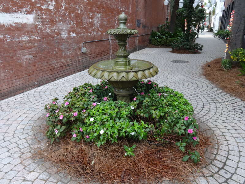 Fountain, Patterson St Alley, Downtown Valdosta, Lowndes County, Georgia