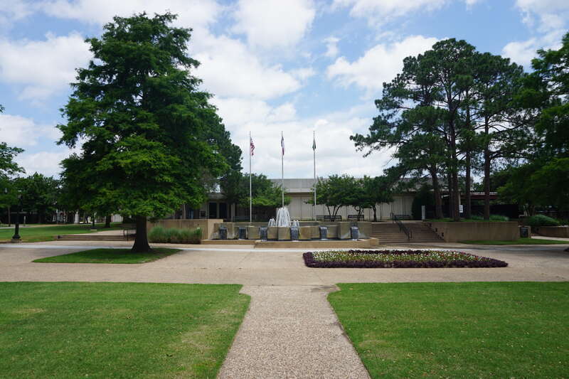 Grand Prairie City Hall in Grand Prairie, Texas (United States).