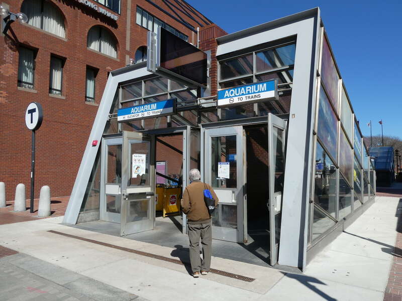 The main Long Wharf headhouse to Aquarium station in March 2022