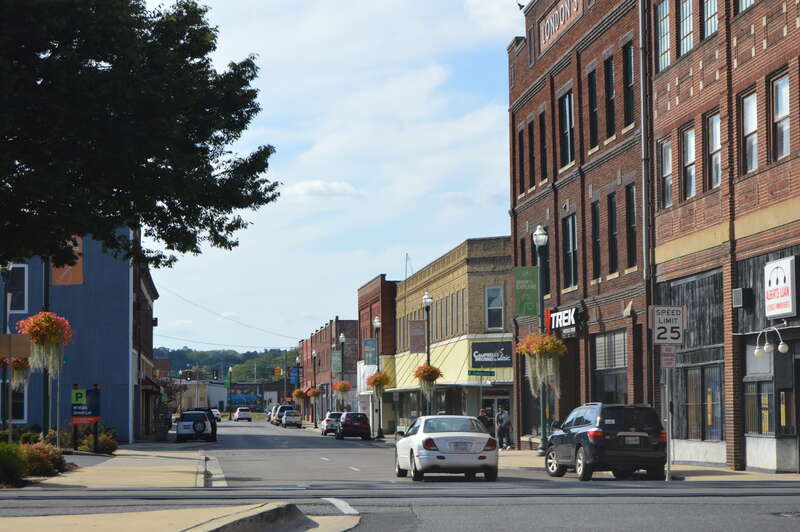 Looking west on Market Street from Buffalo Street in central Johnson City, Tennessee, United States.  This section of downtown is part of the Johnson City Warehouse and Commerce Historic District, a historic district that is listed on the National