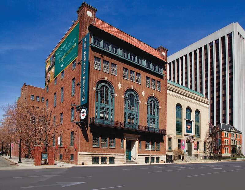 en:Newark Museum facade, formerly YMCA.