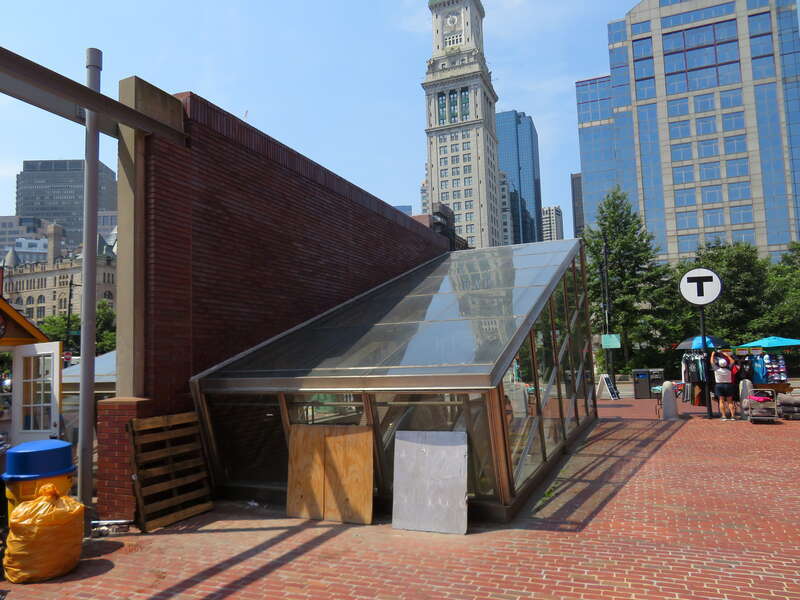 Rear of the main Long Wharf headhouse at Aquarium station in July 2019