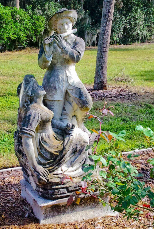 500px provided description: At the Ca' d'Zan Mansion [#statue ,#rose garden ,#ringling ,#Ca' d'Zan Mansion]