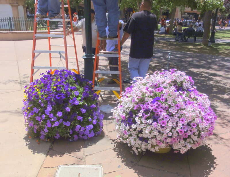 SANTA FE NEW MEXICO USA  FLOWER BASKETS