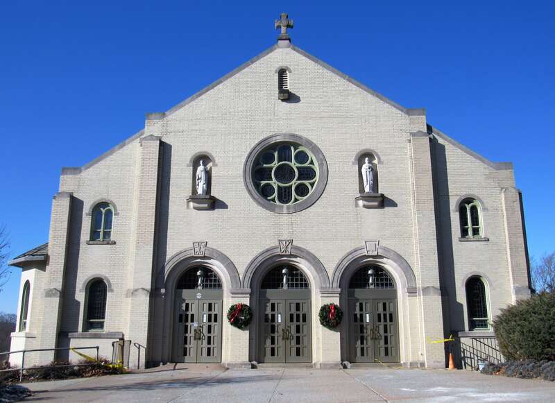 Saints Peter and Paul Church in Norwich, Connecticut