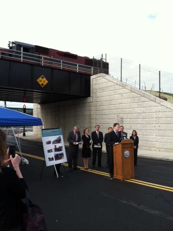 MassDOT Secretary Richard A. Davey today joined local and regional officials to celebrate the successful completion of a $20 million project to reconstruct three structurally-deficient rail bridges critical to moving the South Coast Rail project
