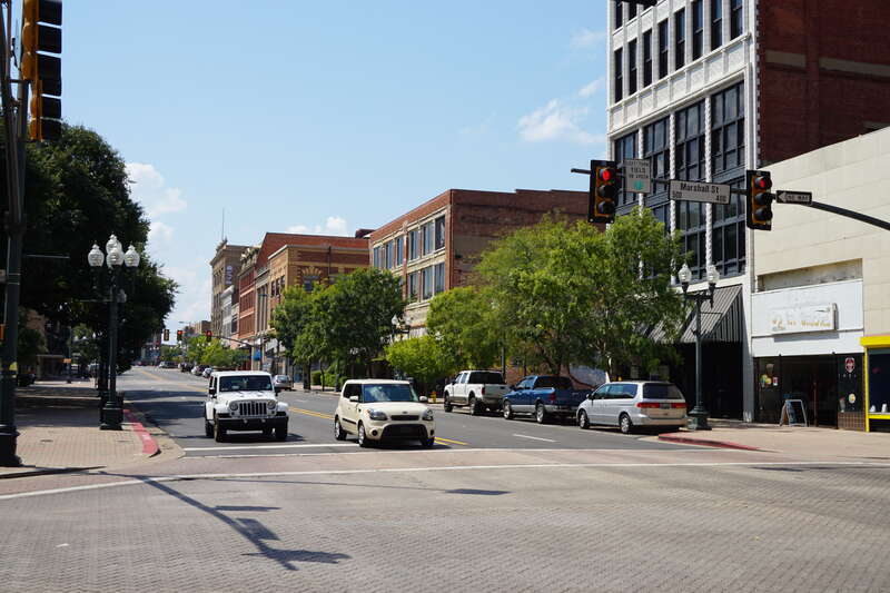 Texas Street in Shreveport, Louisiana (United States).