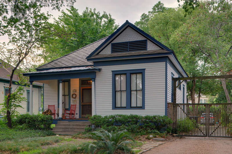 The house at 1220 Harvard St., Houston (Texas, USA) is listed in the National Register of Historic Places, United States Department of the Interior.