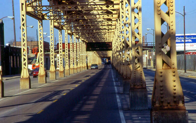 20020420 03 Lake St. near Kenton Ave.

Chicago