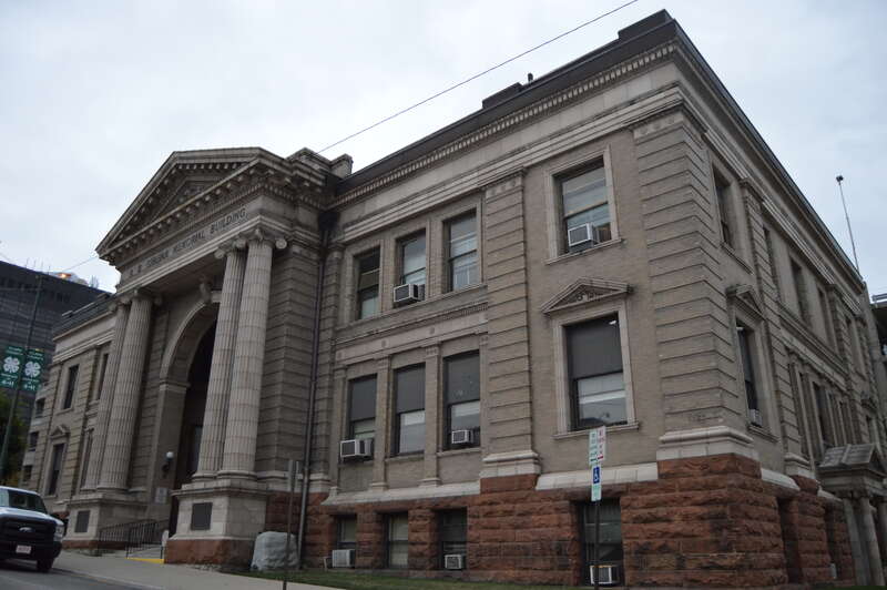 Front of the A.B. Graham Building, located on the southwestern corner of the junction of Columbia and Limestone Streets (along U.S. Route 40/State Route 4/State Route 41) in Springfield, Ohio, United States.  Here were held the first meetings of