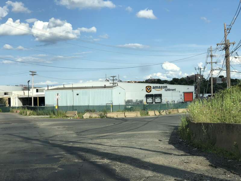 Amazon Fulfilment center Chelsea, MA