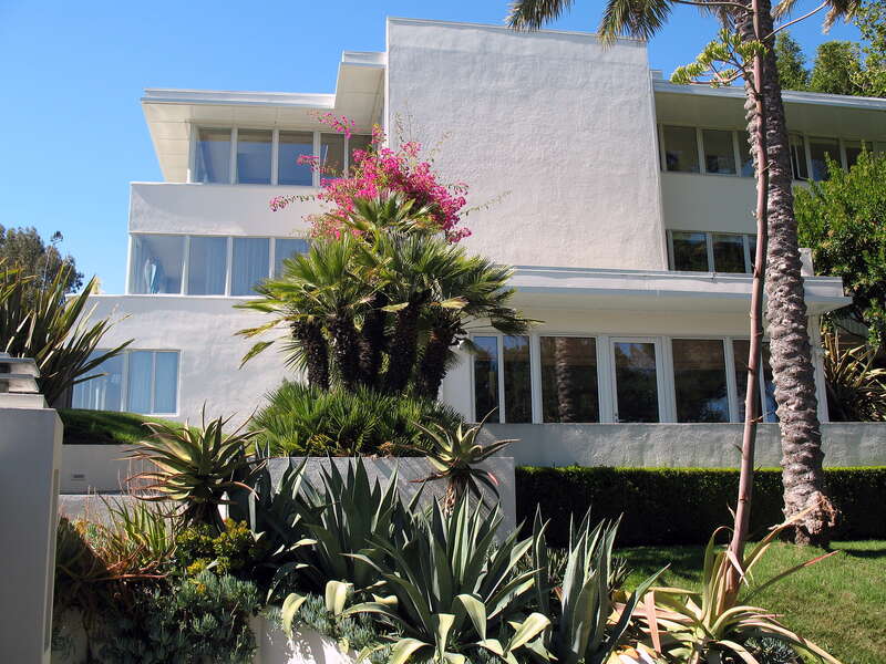 w:National Register of Historic Places listings in San Mateo County, California.
Arthur and Mona Hofmann House, 1048 La Cuesta Rd., Hillsborough, California






This is an image of a place or building that is listed on the National Register of