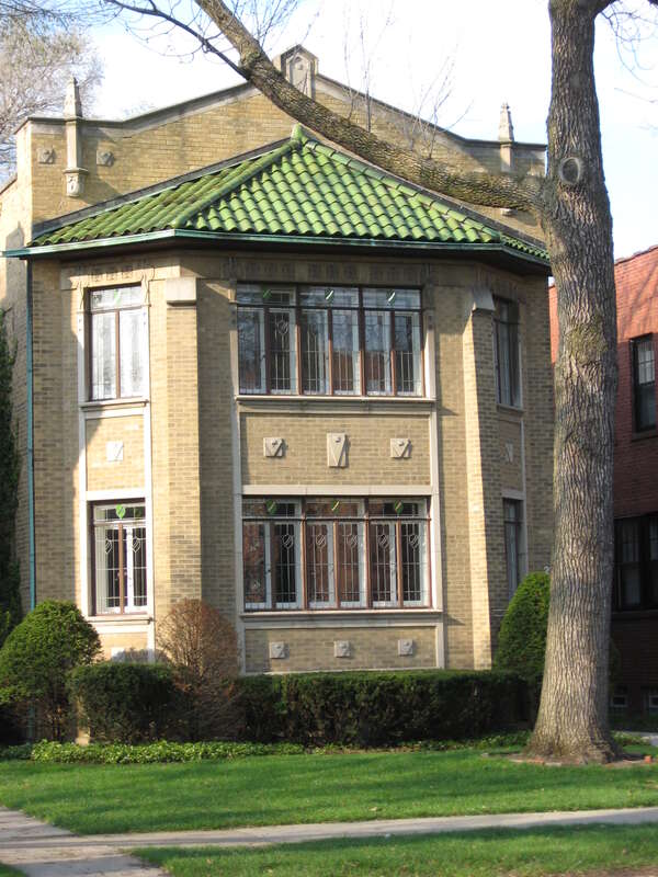 2517 Central St

Evanston, IL 60201