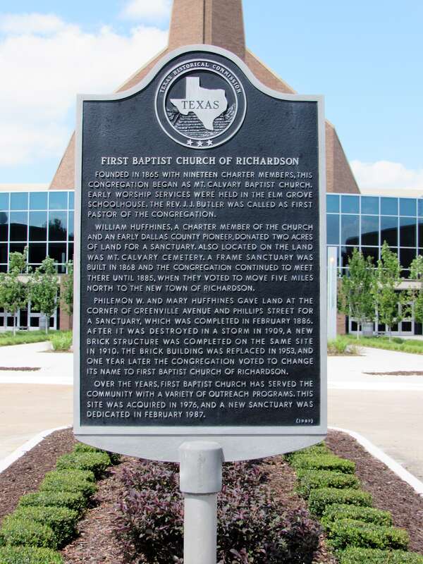 Historical marker in front of First Baptist Church in Richardson, Texas.