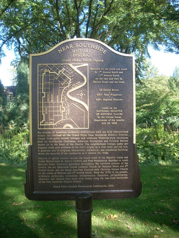 Plaque describing the Near Southside Historic District, Grand Forks North Dakota.