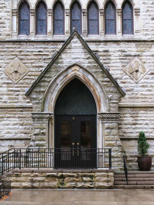 The south side entrance into Holy Name Cathedral in Chicago, Illinois.