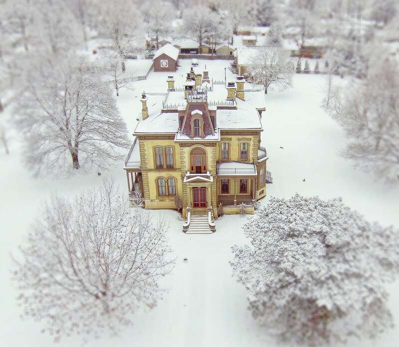 daviddavismansion.org/