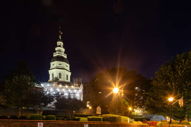 An evening walk around Annapolis led to a few photos around these historic streets. Here I'm at state circle and a long exposure featuring the dome of the capitol building, the largest wooden dome in the US constructed without nails. Unfortunately