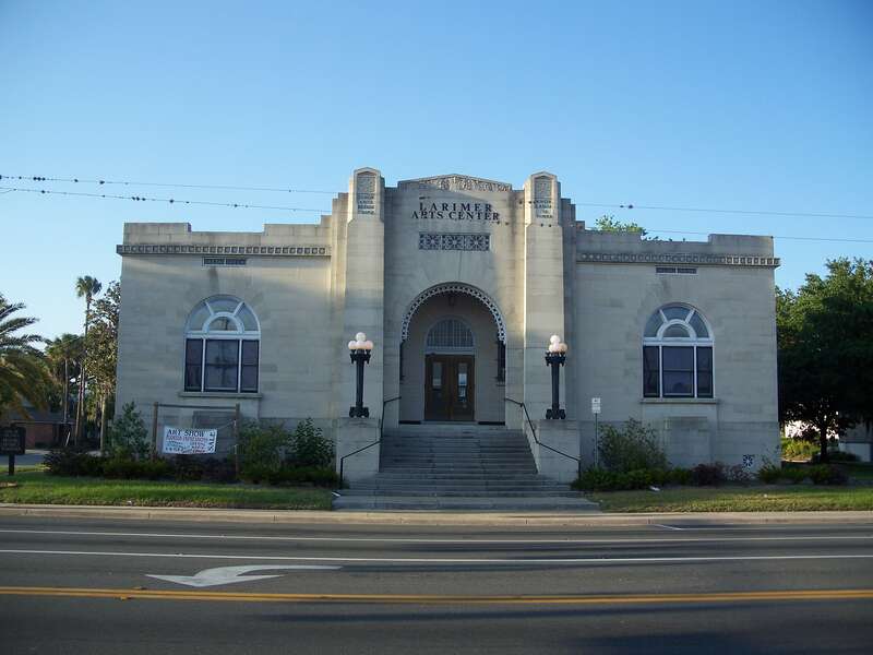 Palatka, Florida: Larimer Memorial Library.