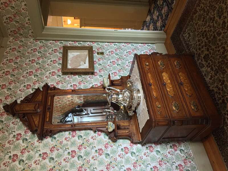 Pittock Mansion (Portland, Oregon, USA) interior.